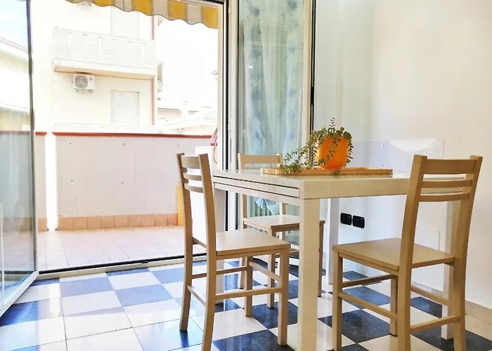 Holihome_ludi - Bilocale Vicino Al Mare Альба-Адриатика